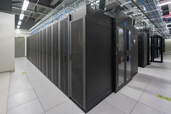 us server hosting