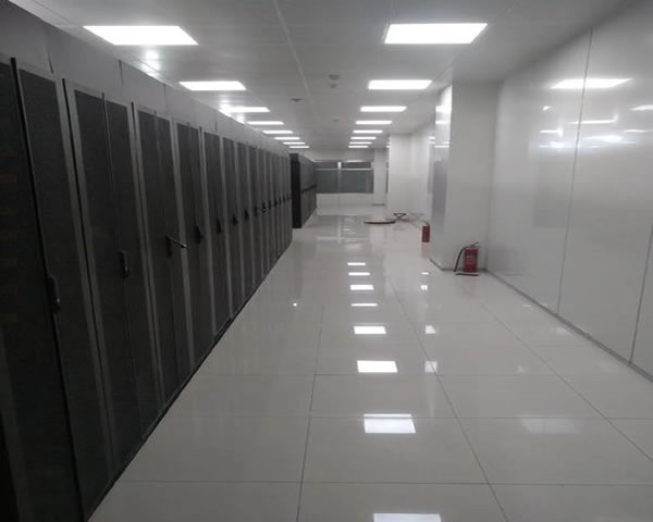 Best Practices and Recommendations for Mobile Hosting Servers in the United States