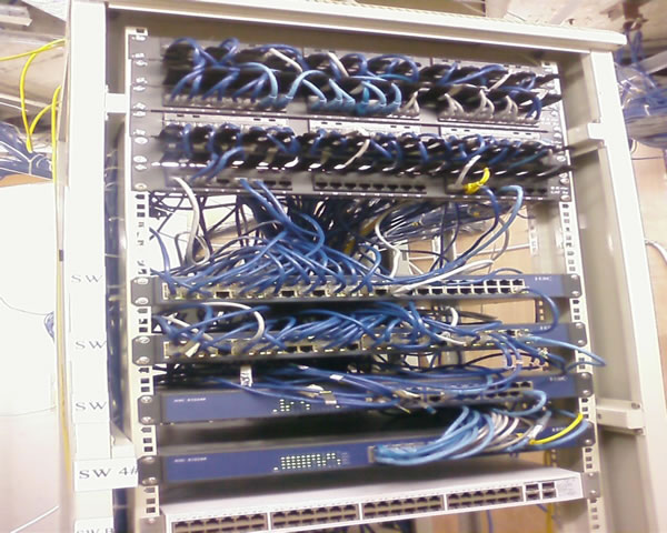 Comprehensive Evaluation And Comparative Analysis Of Hong Kong Computer Room Operators